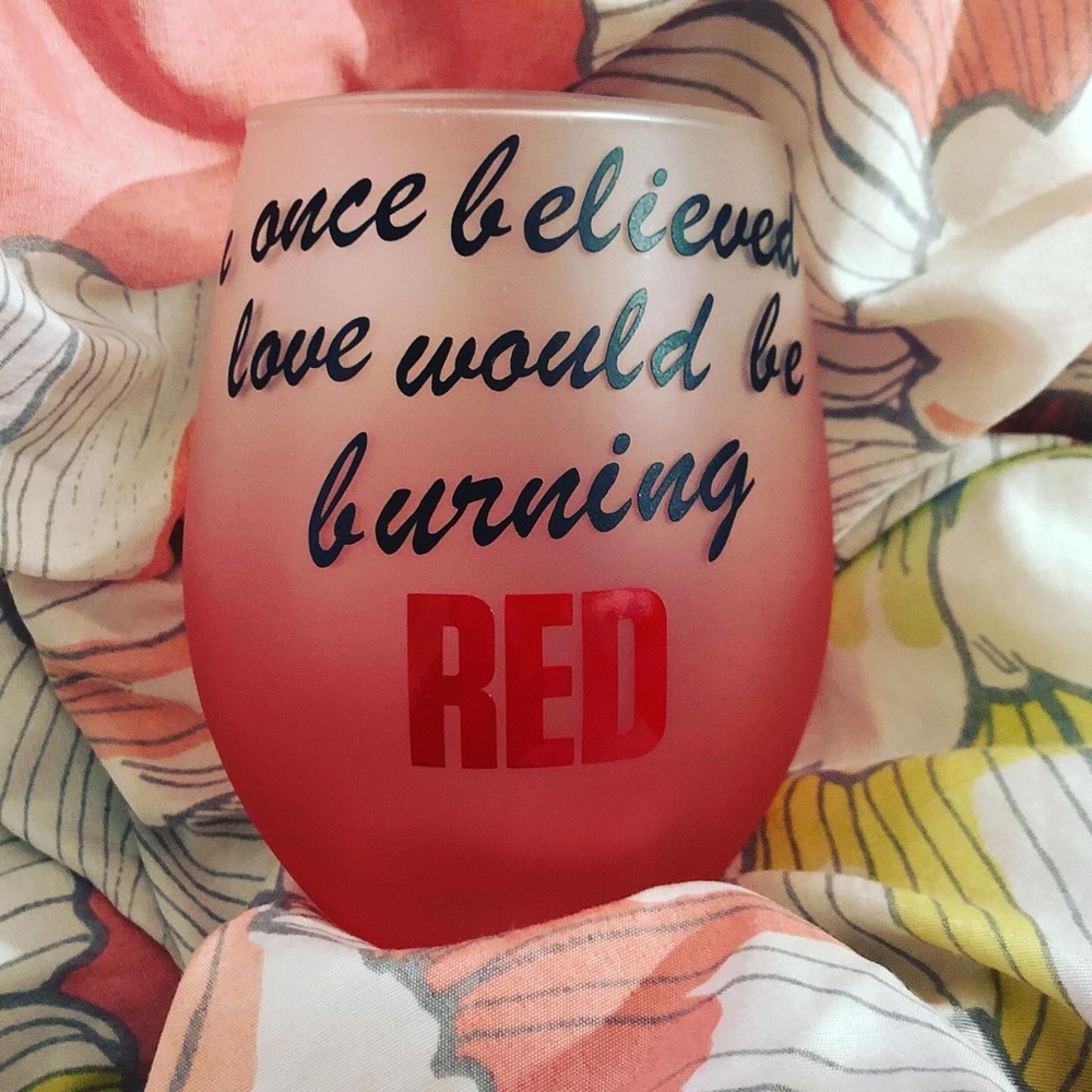 Taylor Swift inspired stemless wineglass